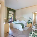 Hermitage Hotel 5*