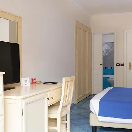 Hermitage Ξενοδοχείο 5*