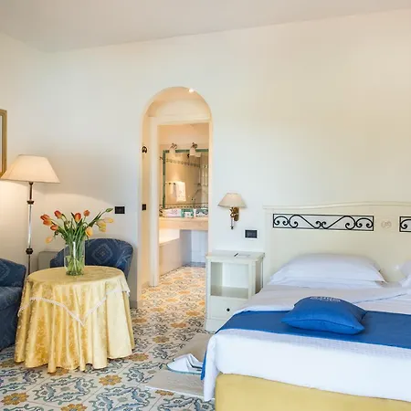 Ξενοδοχείο Hermitage 5*