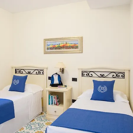 Hermitage Ξενοδοχείο 5*