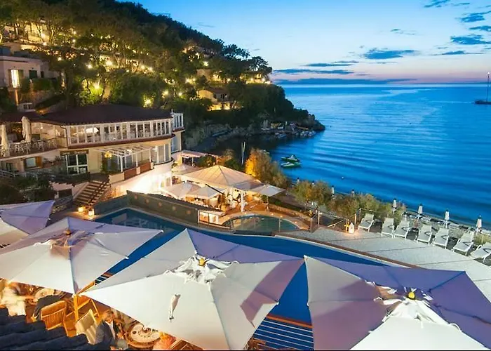 Ξενοδοχείο Hermitage 5*